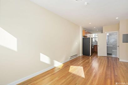 property for rent #4