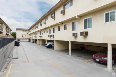 property for rent #3