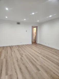 property for rent #7