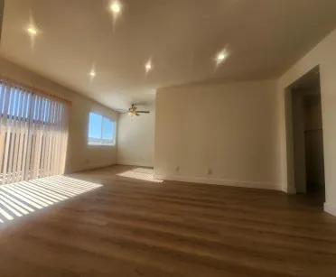 property for rent #4