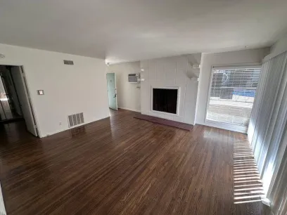 property for rent #4