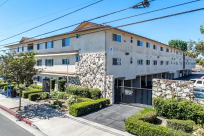 property for rent #1