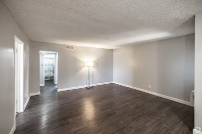 property for rent #7