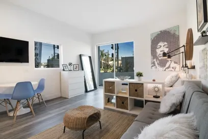 property for rent #4