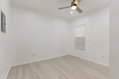 property for rent #7