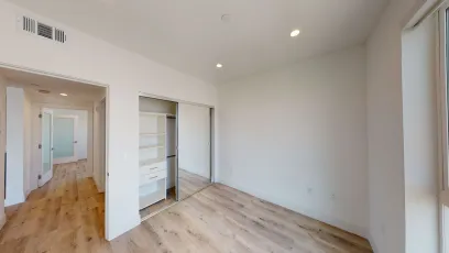 property for rent #4