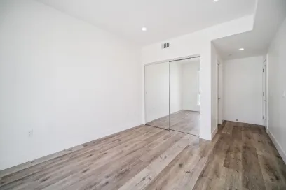 property for rent #7