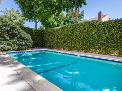 property for rent #1