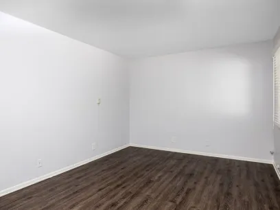 property for rent #3