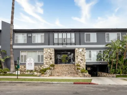 property for rent #1