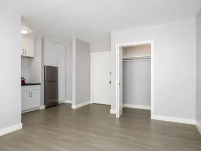 property for rent #1