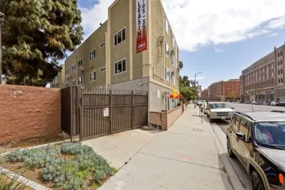 property for rent #1