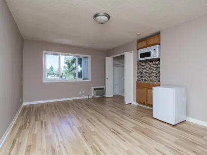 property for rent #7