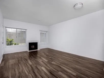 property for rent #1