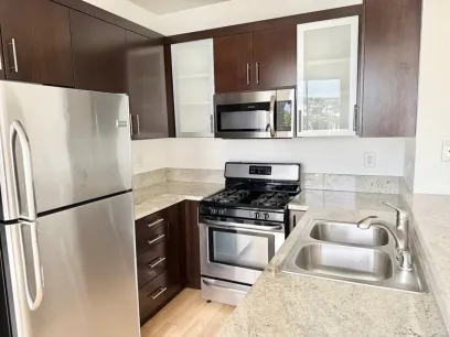 property for rent #4