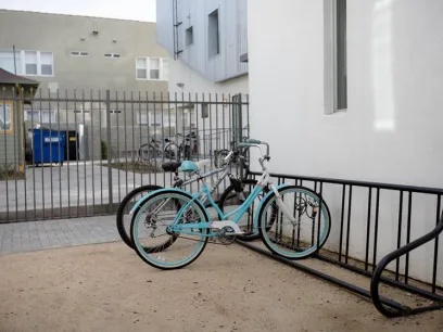 property for rent #4