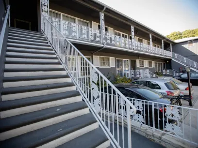 property for rent #4