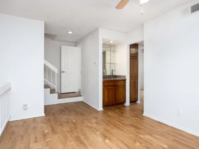 property for rent #6