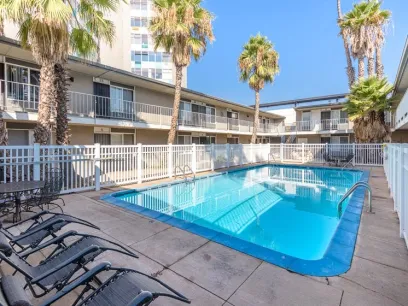 property for rent #3