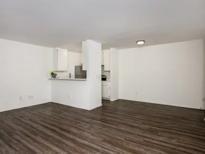 property for rent #4