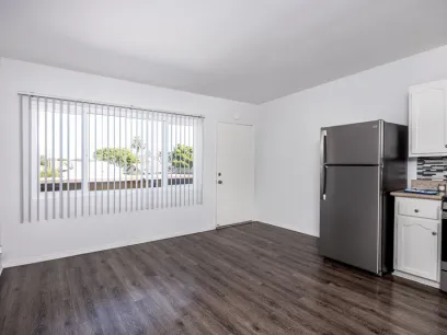 property for rent #4