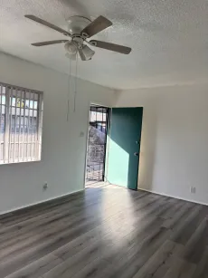 property for rent #4