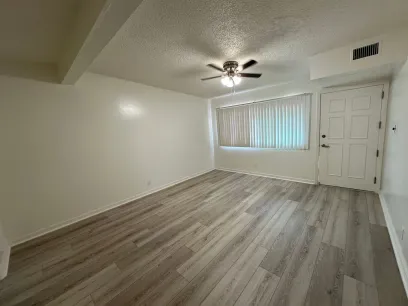 property for rent #4