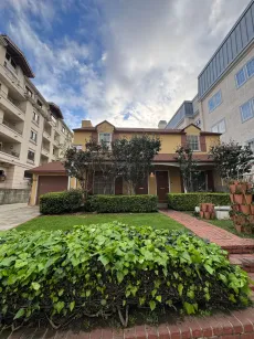 property for rent #1