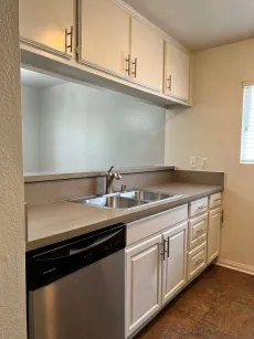 property for rent #4