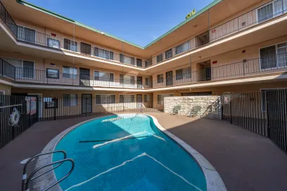 property for rent #7