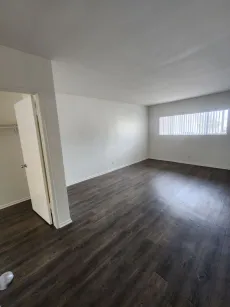 property for rent #4