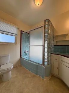 property for rent #4