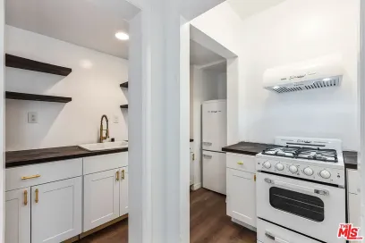 property for rent #4