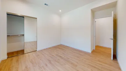 property for rent #7