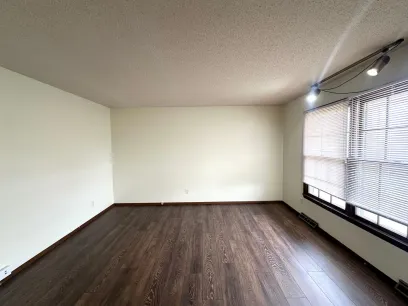 property for rent #4