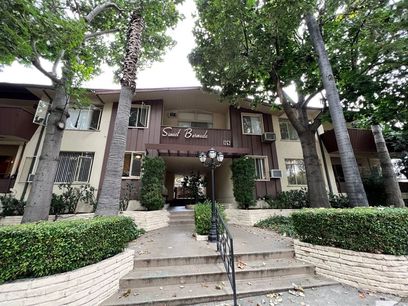 property for rent #1