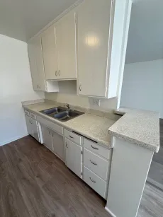 property for rent #4