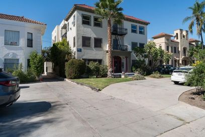 property for rent #1