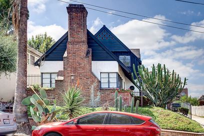 property for rent #4