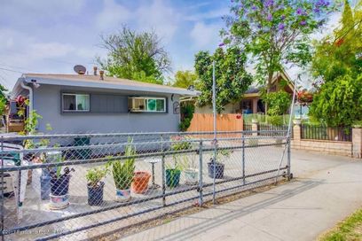 property for rent #1