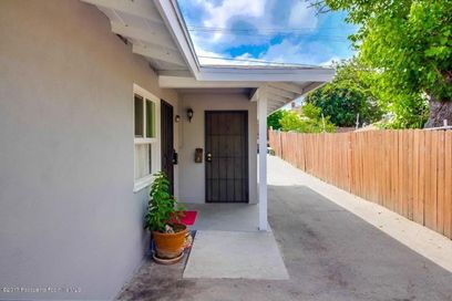 property for rent #3