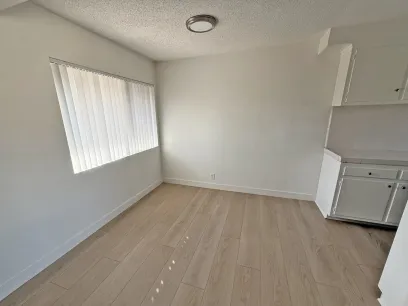 property for rent #4