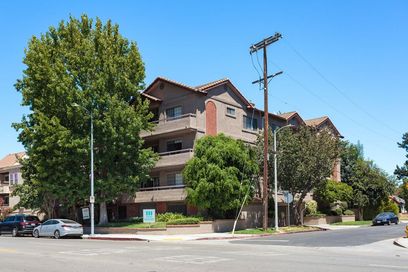 property for rent #1