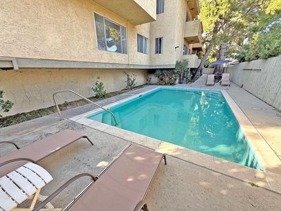 property for rent #3