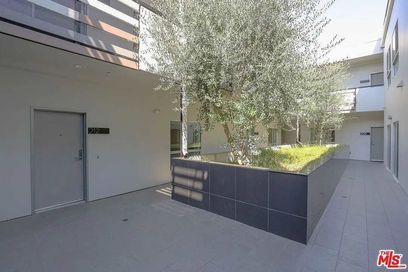 property for rent #4