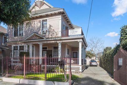 property for rent #1