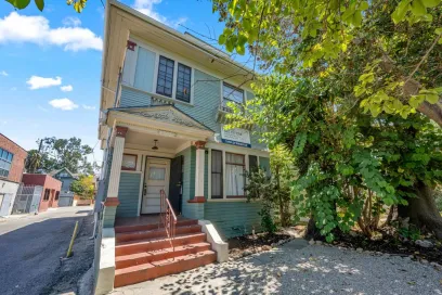 property for rent #1