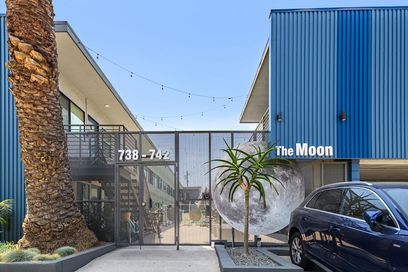 property for rent #1