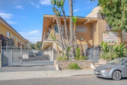 property for rent #1