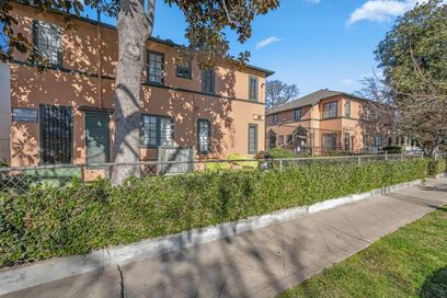 property for rent #2